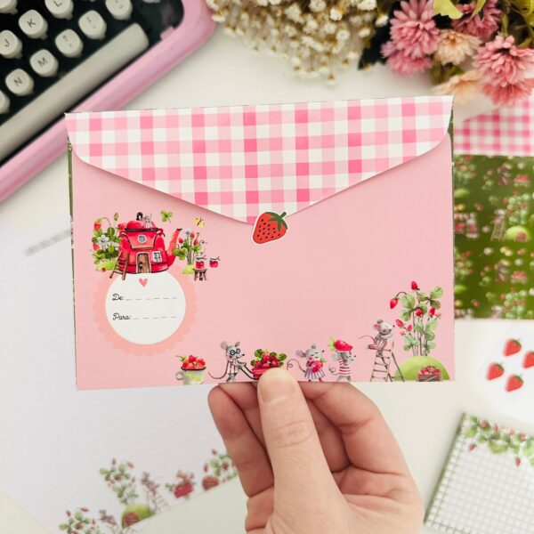 Kit Papéis de Carta com Envelopes Fazenda de Morangos