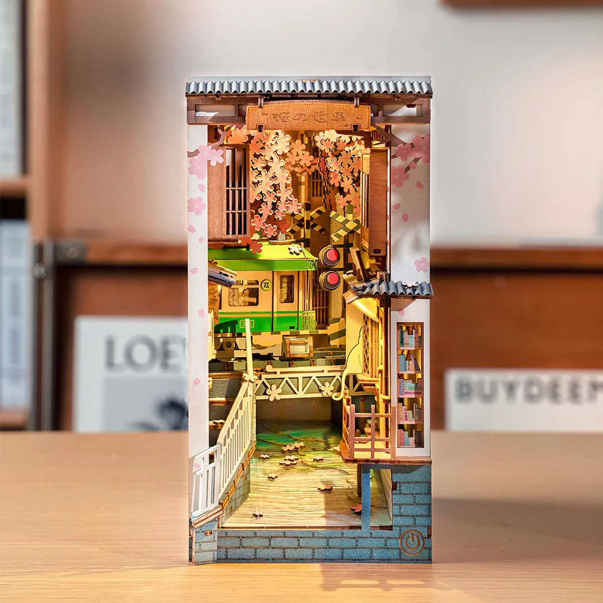 Modelo em miniatura DIY de um mini livro para construir