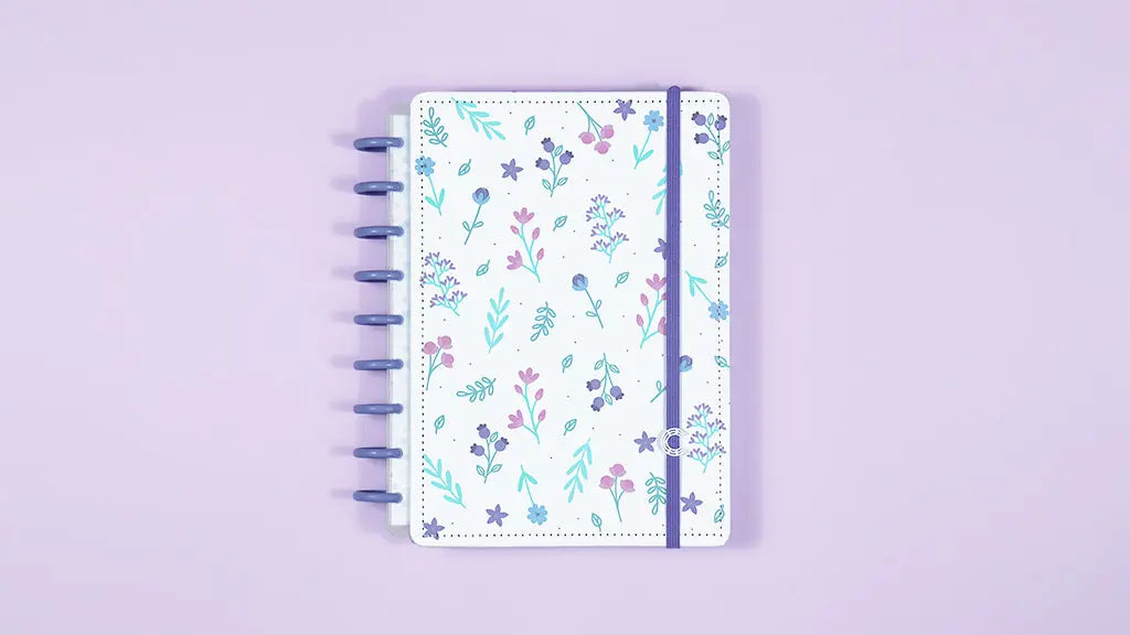 Planner Lilac Fields Médio by @sof.martinss