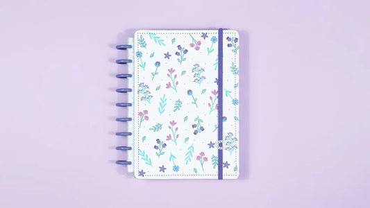 Planner Lilac Fields Médio by @sof.martinss